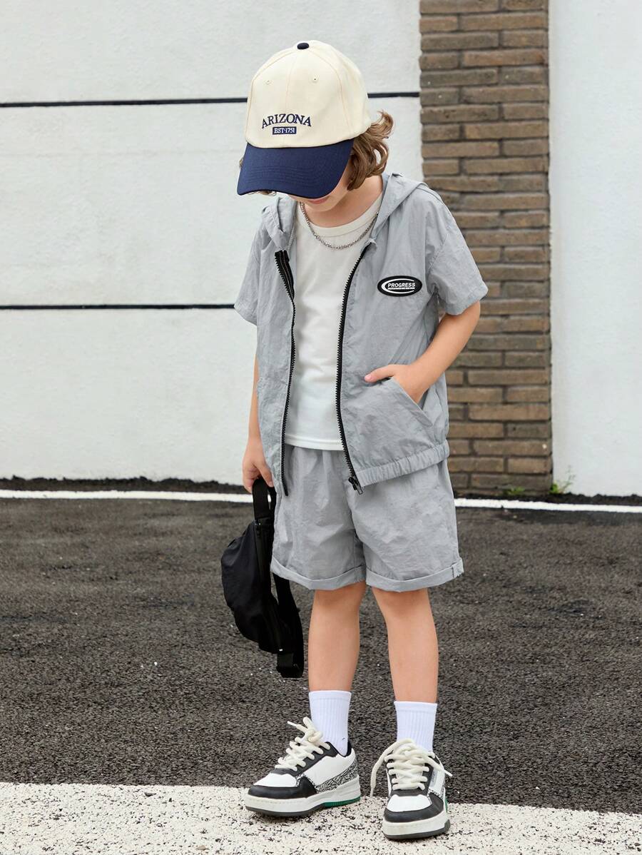 SHEIN 2pcs Young Boy Quick Dry Fabric Hooded Jacket & Shorts Set, Suitable For Summer Play - Multicolor - View 1