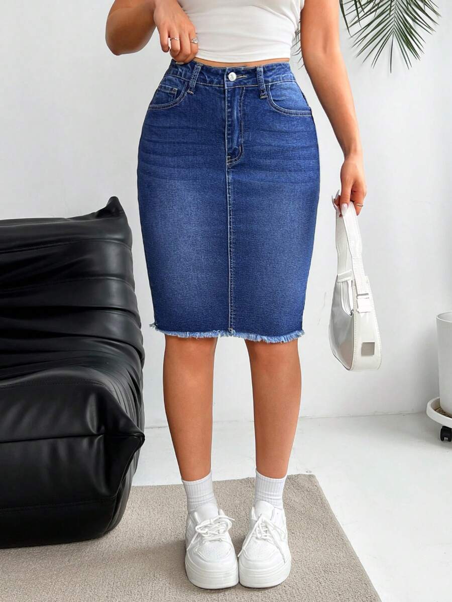 SHEIN Essnce 女士磨邊牛仔布迷你裙，適合日常穿著 - 藍色 - 查看 1