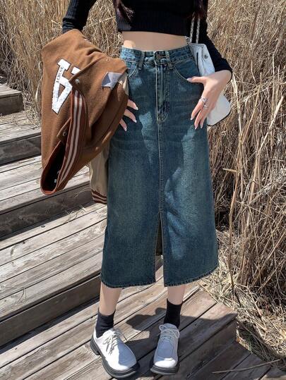 Casual And Stylish Denim Skirt With Washed And Split Design