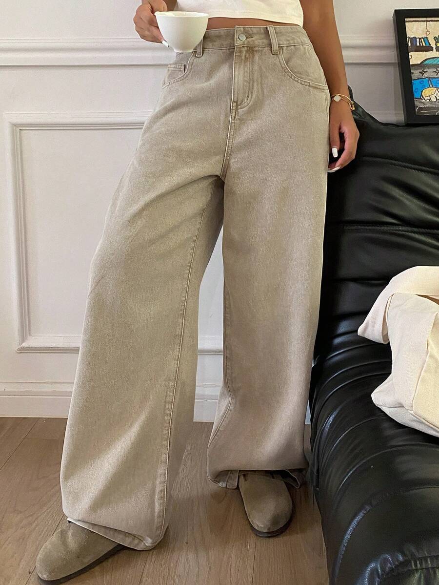 DAZY Ladies' Flared Jeans With Bleach Wash And Distressing,Ladies