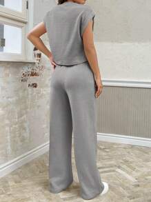 SHEIN EZwear Conjunto de blusa y pantalón de punto gris para mujer de cuello redondo y corte holgado - Gris Claro - Ver 2