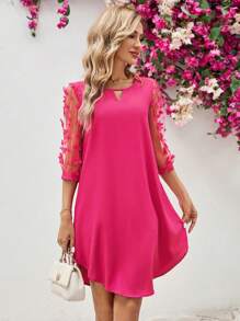 SHEIN Clasi Đầm lưới thêu hình bướm cổ khoét sâu tay tương phản cho nữ - Màu Hồng Tươi - Xem 3