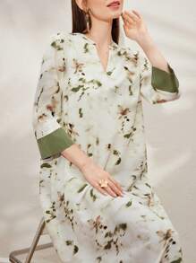 Al Najma Women's Casual Arabian Print Random Floral Pattern Dress - Green - View 1