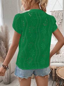 SHEIN LUNE Áo sơ mi thêu khoét rỗng thông thường và đi nghỉ mát có cổ khía và tay phồng - màu xanh lá - Xem 2