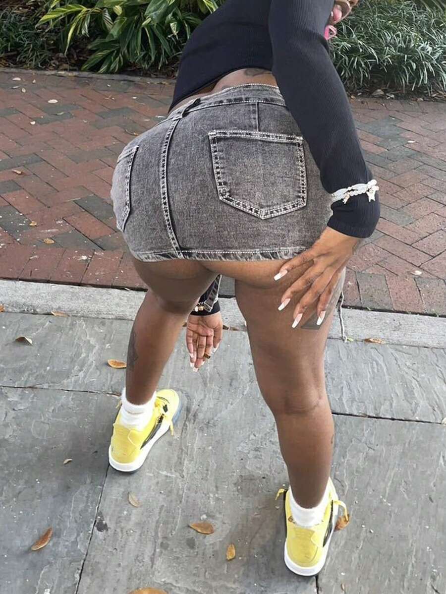 性感龐克風格復古水洗牛仔迷你裙 - 深灰色 - 查看 1