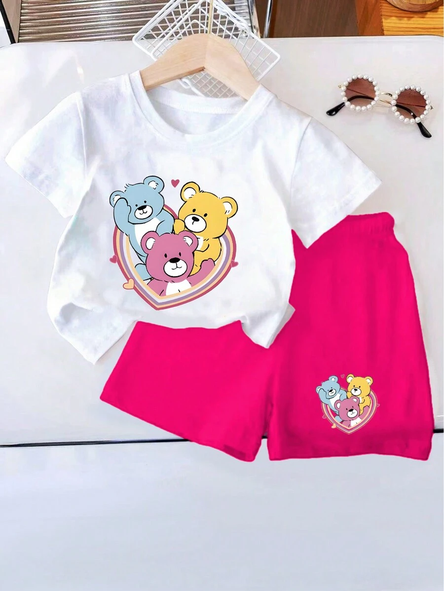 SHEIN Playful Pals 2入組寶寶女孩可愛的卡通熊和心形圖案舒適休閒短袖上衣和短褲套裝,適用於夏季假期 - 彩色 - 查看 1