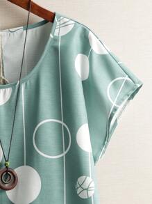 SHEIN LUNE Holiday & Leisure Circular Print Batwing Sleeve Shirt - Green - View 3