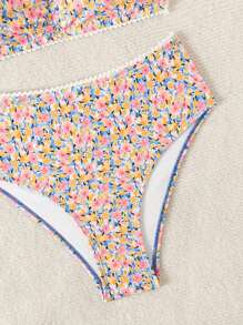SHEIN Swim Women's Ditsy Floral Sexy Bikini Set For Vacation, Random Print Pattern,Summer Beach