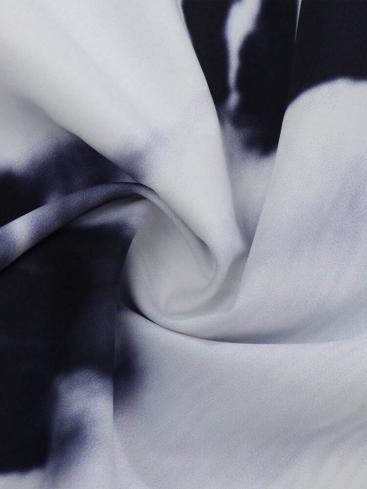 Men's Plus Size Random Printed Short Sleeve T-Shirt And Shorts Set