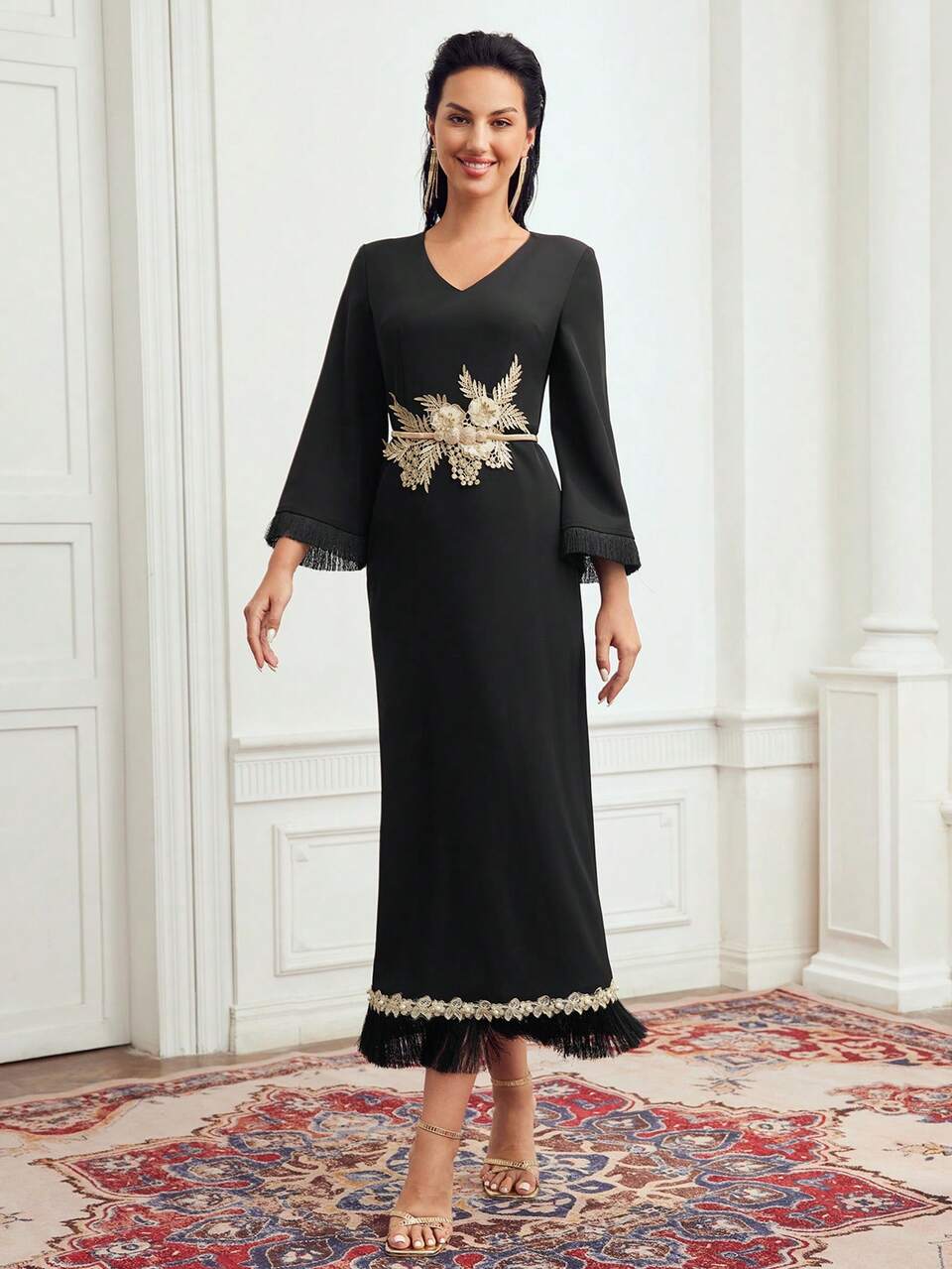 APPLIQUES DETAIL BELL SLEEVE FRINGE HEM DRESS