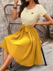 SHEIN Frenchy Casual Round Neck Heart Patch Striped Dress - Yellow - View 4