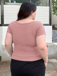 Dazy Plus 加大码纯色修身半开襟方领短袖 T 恤夏季短款上衣女式学院风上衣 - 粉色 - 查看 2