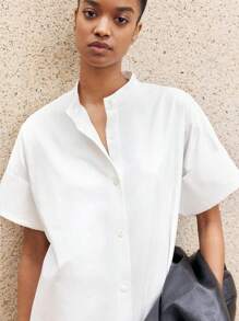 BizChic 女士春夏款休閒純棉白色襯衫連衣裙，立領寬鬆版型前鈕