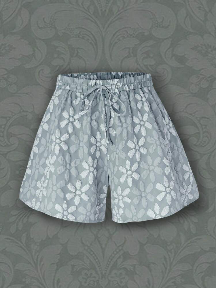 Plus Size Women's Textured Random Cut A-Line Shorts With Tie Belt