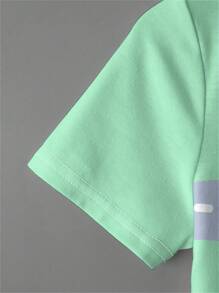 SHEIN Monster Truck And Young Boy Casual Simple Car Print Short Sleeve Round Neck T-Shirt, Suitable For Summer