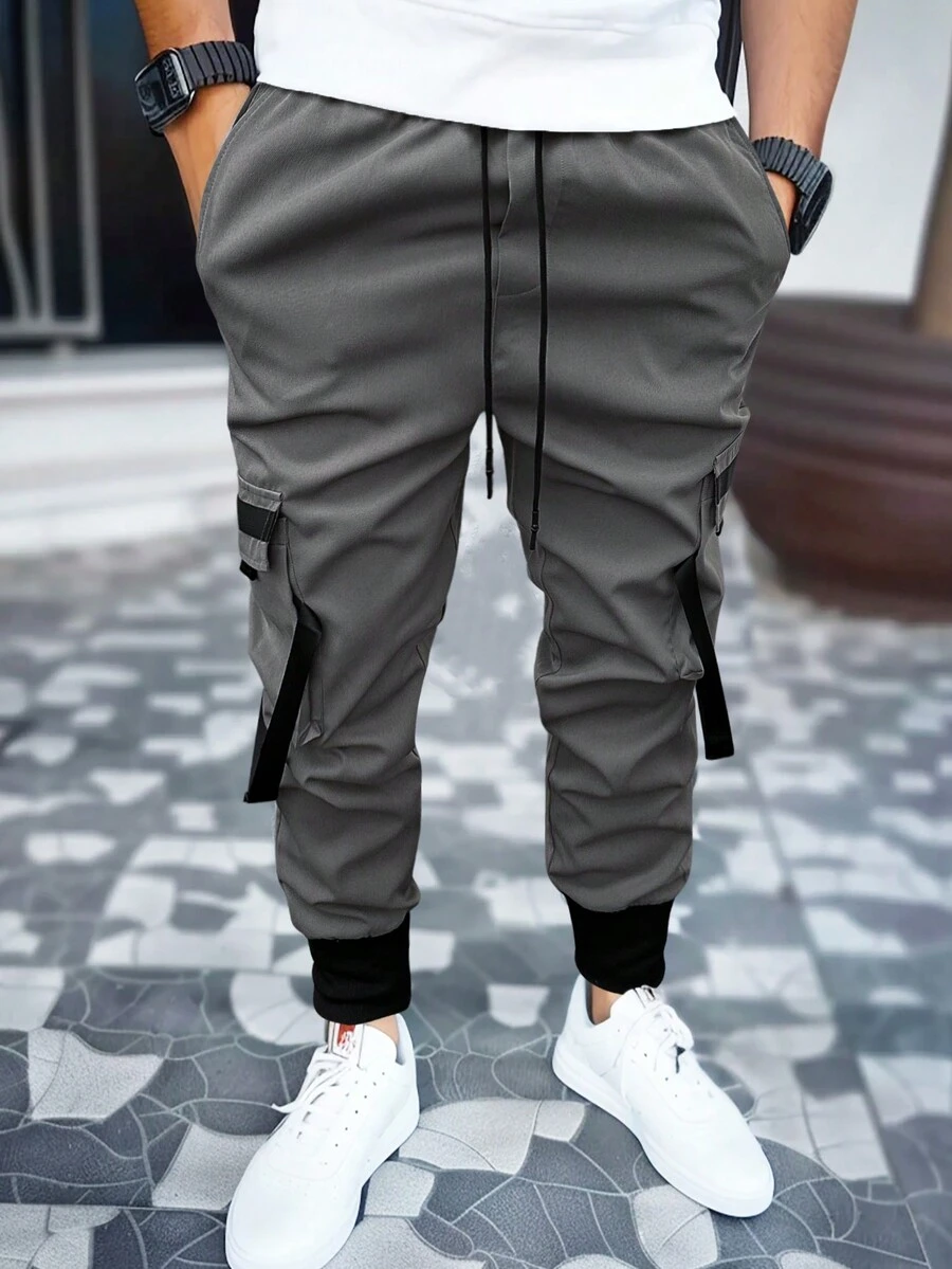 Manfinity LEGND Calça Casual Cargo Masculina com Cordão na Cintura e Punhos com Nervuras - Chumbo - Visão 1