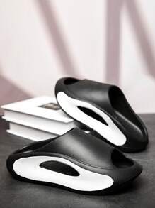 Unisex Foam Slipper For All Seasons, Can Be Worn Indoors & Outdoors, Lightweight, Breathable, Comfortable & Non-Slip Sole, Stylish & Versatile, Ideal For Beach & Vacation - Black - View 1