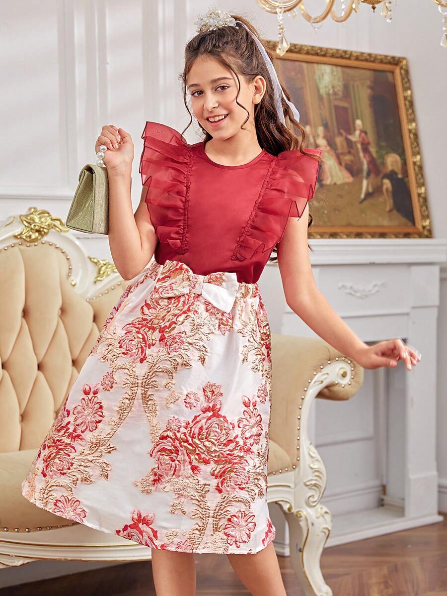 SHEIN 少女宽松可爱圆领荷叶袖衬衫搭配花卉提花半裙套装 - 紅色 - 查看 1