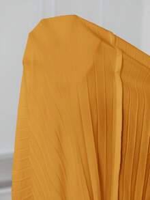 SHEIN Privé 春夏大尺碼優雅褶皺深V領綁腰半透明寬鬆連衣裙，適合度假 - 黃色 - 查看 7