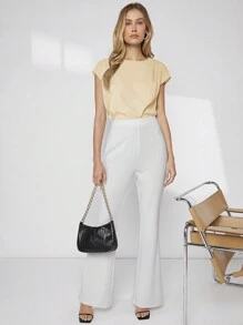 BizChic بلوزة نسائية سوداء غير متماثلة بأكمام خفاش، لون سادة، أسلوب أساسي للتنقل الحضري، ملابس كاجوال أنيقة بسيطة للأعمال، مناسبة للمعلمين وارتداء المكتب