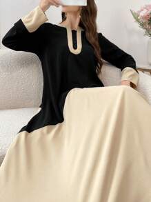 Al Najma Ladies Color Block Simple Arabian Dress For Daily Wear, Color Block Long Sleeve Kaftan Dress, Elegant Loose Button Front Maxi Length Dress, Modest - Black - View 5