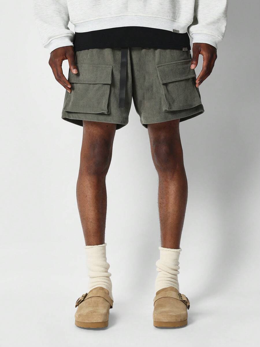 SUMWON Pull On Cargo Corduroy Short - Army Green - View 1