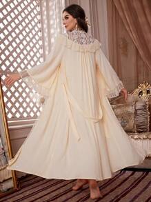 PalaceNights 蕾絲拼接附腰帶睡袍和吊帶連衣裙睡衣套裝 - 杏色 - 查看 2