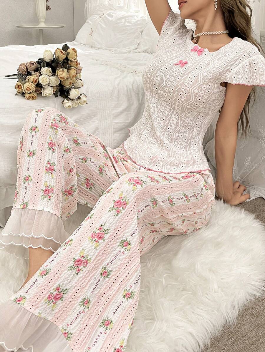 CottageSlumber V领短袖花卉印花露背上衣和提花裤睡衣套装睡衣套装白色套装节日季 - 白色 - 查看 1