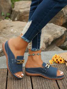 Women's Metal Square Buckle Chain Decoration Navy Blue Slip-On Sandals, Casual Style With Wedge Heel And Thick Sole, Lightweight And Comfortable For Daily Wear And Outdoor Activities