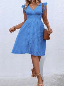 SHEIN Clasi 大码女式时尚纯色V领荷叶袖连衣裙