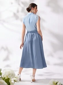 Modelyn Elegant Women's 3D Floral Decorated Top And Skirt Set