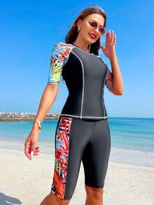 Swim SPRTY 夏季女士冲浪服随机印花，带热带树叶贴片，分体泳衣，无钢圈，适合冲浪等运动 - 彩色 - 查看 2