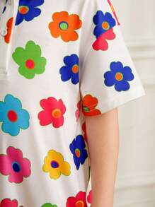 SHEIN Vestido casual de punto con cuello tipo polo, flores minúsculas y diseño holgado para niña joven