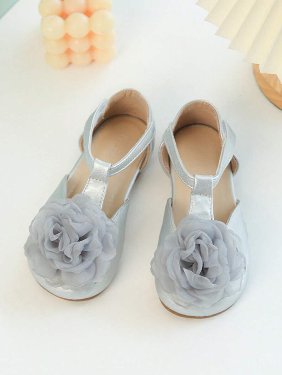 Children's Soft Non-Slip Korean Style Princess Flower Flat Shoes - Silver - View 1