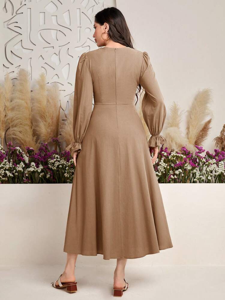 Women's Spring/Summer Floral Embroidery Turn-Down Collar Long Elegant Dress With Flared Sleeves