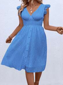 SHEIN Clasi 大码女式时尚纯色V领荷叶袖连衣裙