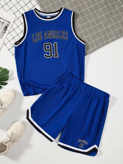 SHEIN Tween Chłopięcy Rozszerzony rozmiar Na co dzień Nadruk z literami i cyframi Okrągły dekolt Bez rękawów Pulower Top i szorty Dzianina 2 szt. Zestaw