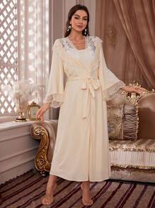 PalaceNights 蕾絲拼接附腰帶睡袍和吊帶連衣裙睡衣套裝 - 杏色 - 查看 5