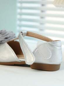 Children's Soft Non-Slip Korean Style Princess Flower Flat Shoes - Silver - View 3