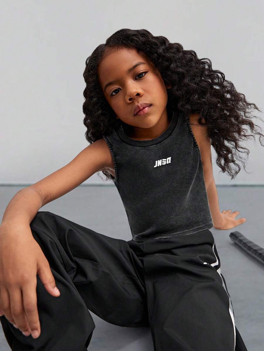 SHEIN Tween Girl Knitted Cropped Tank Top With Snowflake Distressed Print Pattern - Multicolor - View 1