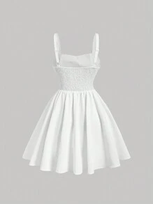 SHEIN MOD Vestido blanco corto con cinturón para almuerzo con tirantes gruesos, lazo y detalles de graduación, ideal para almuerzos y fiestas - Blanco - Ver 2