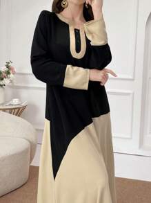 Al Najma Ladies Color Block Simple Arabian Dress For Daily Wear, Color Block Long Sleeve Kaftan Dress, Elegant Loose Button Front Maxi Length Dress, Modest - Black - View 3