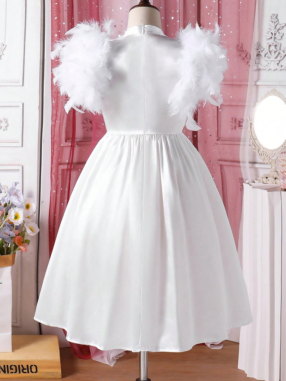 Tween Girl Round Neck Feather Embellished  Style Satin Smooth Fabric Dress With Neck Hanging