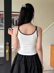 DAZY Áo ba lỗ mùa hè in chữ viền khối màu dành cho nữ - trắng - Xem 5