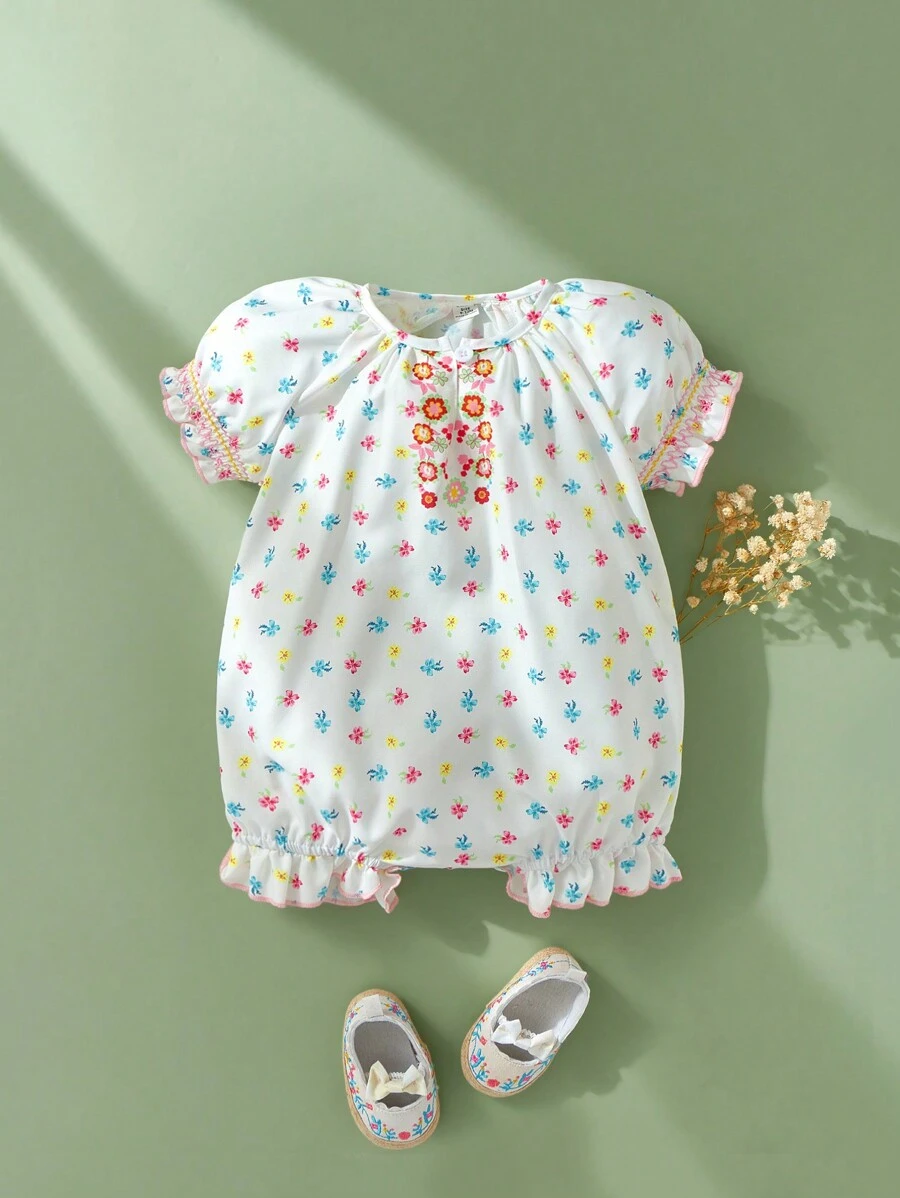 SHEIN Niedlicher und bequemer Romper für Baby Mädchen, geeignet für Zuhause und draußen, Frühlings- und Sommerkleidung