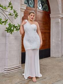 SHEIN Belle 加大尺碼誇張的層疊荷葉邊網紗美人魚晚禮服 - 白色 - 查看 1