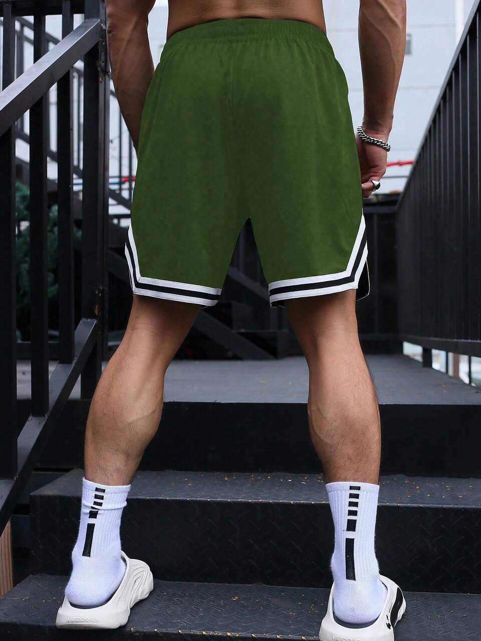Boyfriend Style Men's Color Block Striped Drawstring Waistband Athletic Shorts With Woven Tape Detail, Summer Jogger Shorts Sweat Pants