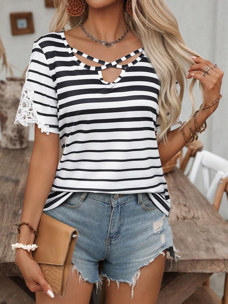 Women's Fashionable Elegant Striped Printed Contrast Lace Short Sleeve Casual T-Shirt