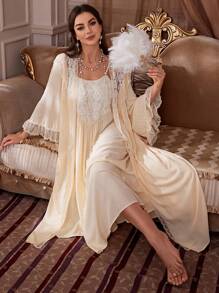 PalaceNights 蕾絲拼接附腰帶睡袍和吊帶連衣裙睡衣套裝 - 杏色 - 查看 1