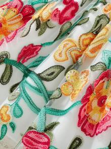 Vestido para bebé niña con bordado de malla, moño y tirantes, ideal para verano y muy bonito - Rosa - Ver 3